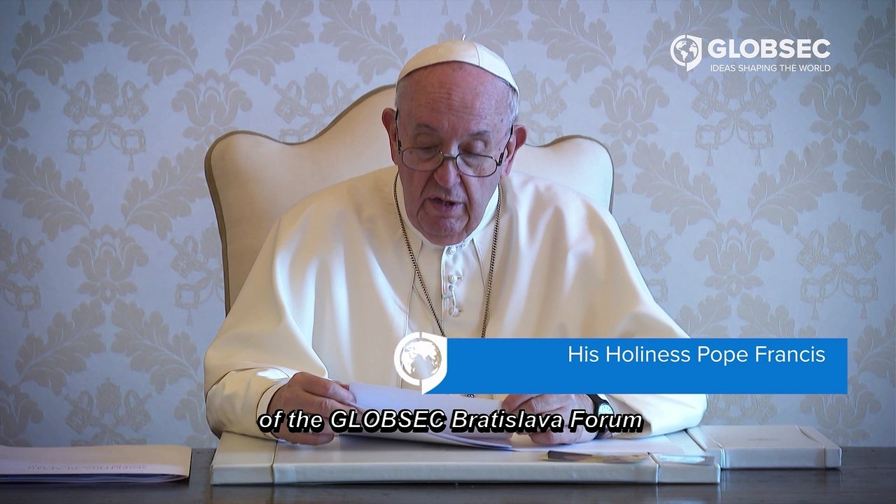 Pápež František Dabing