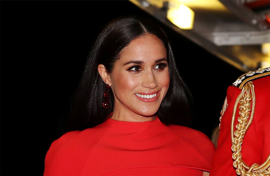 Why is the Duchess of Sussex's father threatening to take her to court?