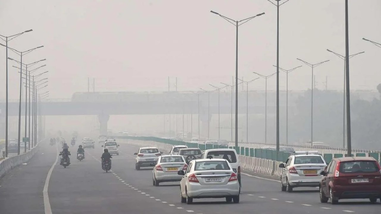 Pollution attack on Delhi, Know what is your city's AQI