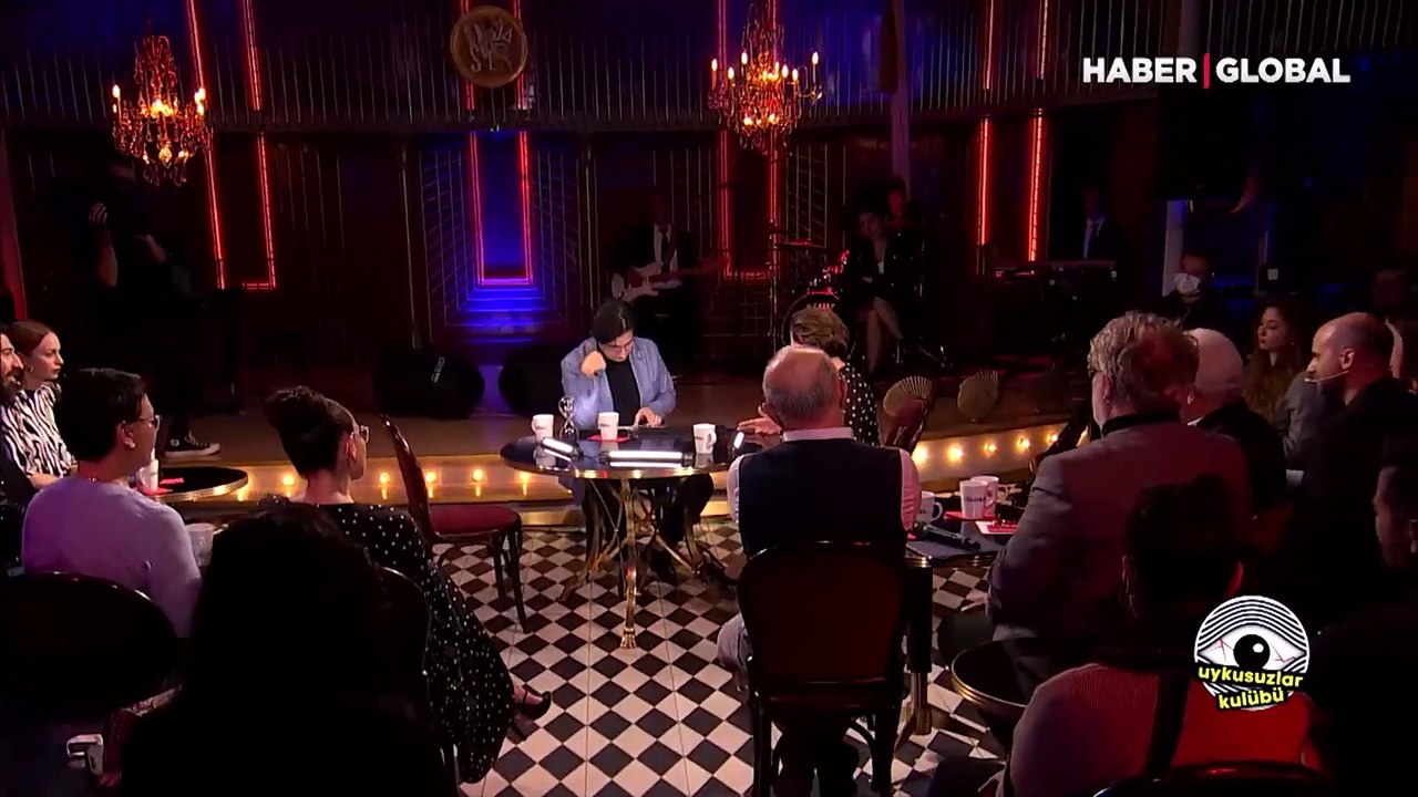 Hatice Aslan: Dolar Kazanıyoruz Sanıyorlar