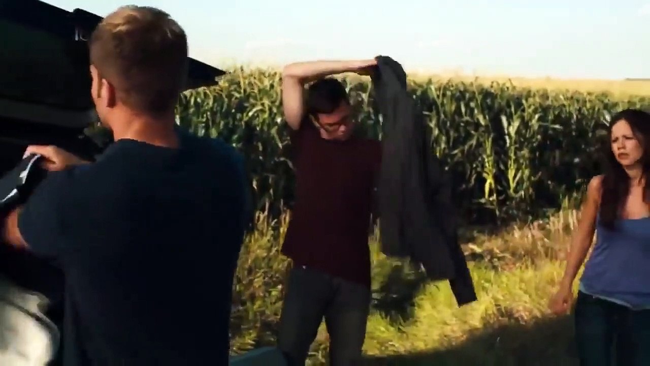 Husk (2011) পুরো সিনেমা বাংলায় __ Movie Explained in Bangla