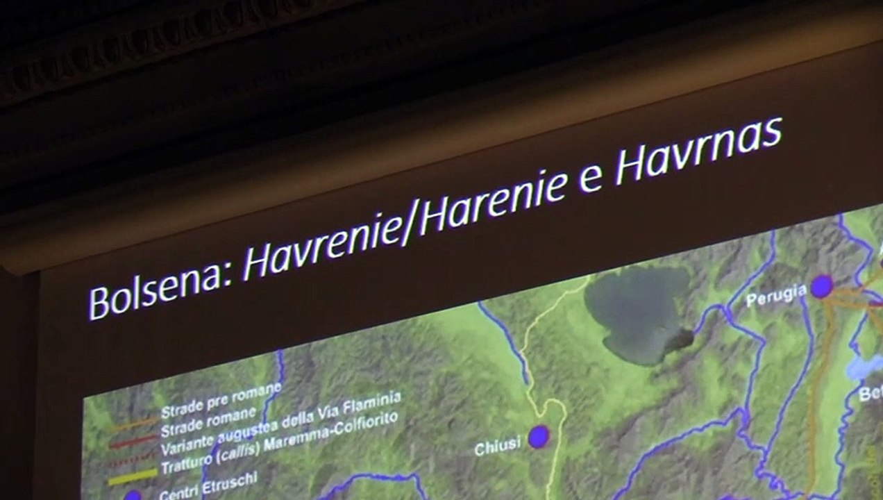 Roma, al museo etrusco di Villa Giulia scoperta incisione su un elmo a 90 anni dal suo ritrovamento