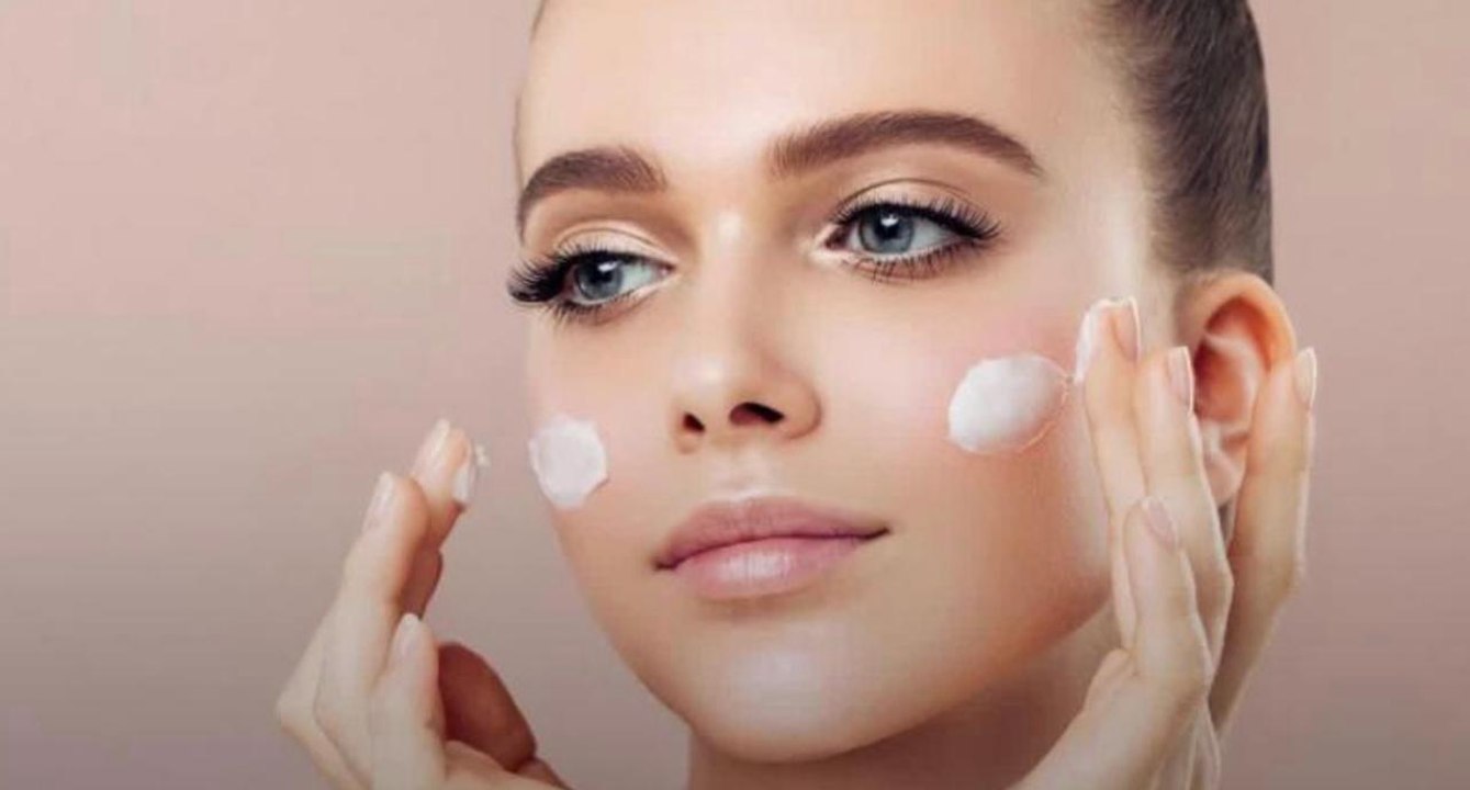 FEMME ACTUELLE - Hygiène corporelle : les erreurs que l'on fait (souvent) lorsqu'on se lave