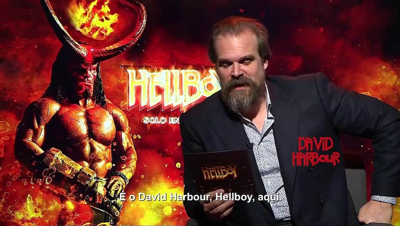 Hellboy - David Harbour fala nomes do diabo em português