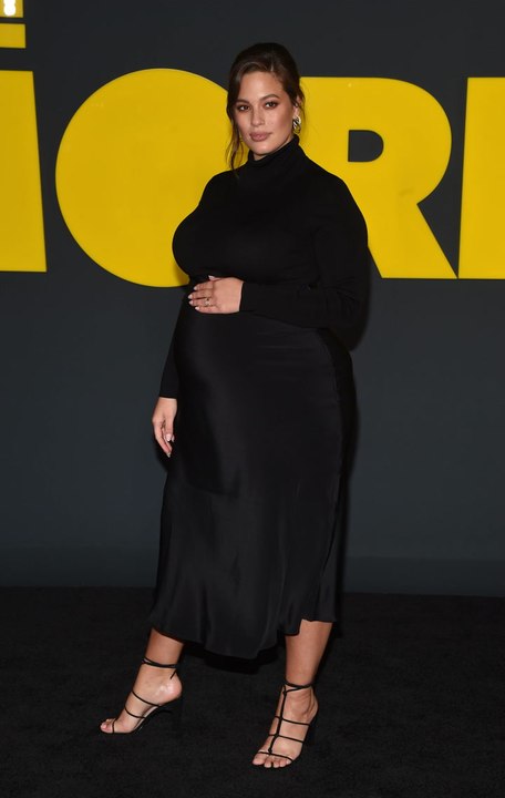 Ashley Graham offenbart: Lebensbedrohliche Situation bei der Geburt ihrer Zwillinge