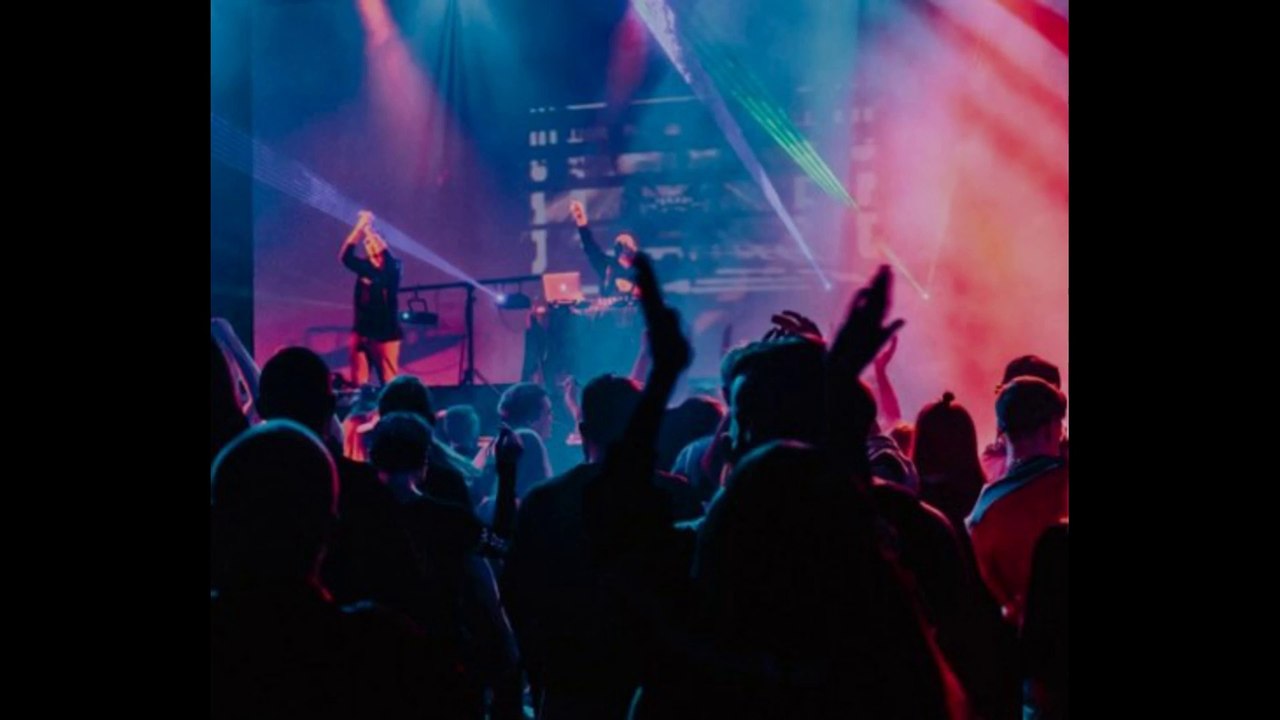 Popular English Love Song 🎶