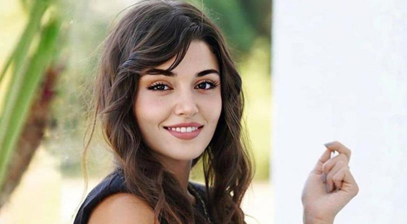 هاندا آرتشيل وعلاقة حب إسبانية