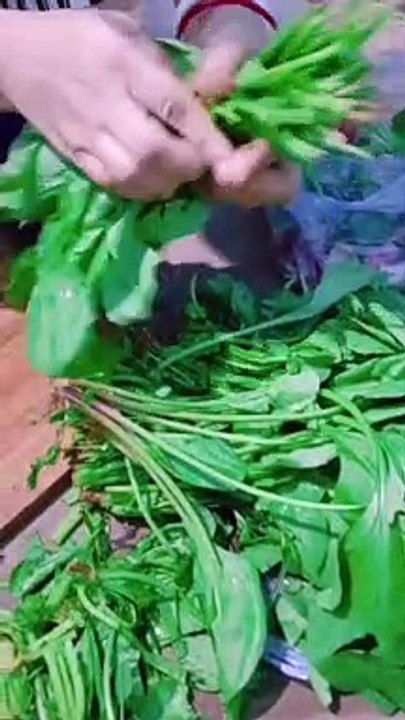 পালং শাক দিয়ে চিংড়ি মাছ রান্না #youtubeshortvideos #Bhuribhojfamily