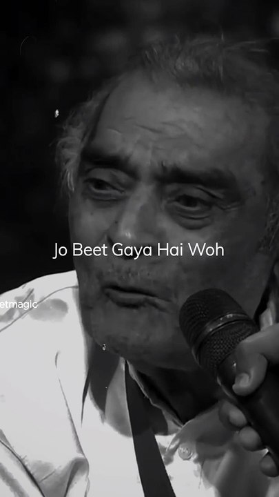 Sayari: दिल के दर्द को मुस्कान में छुपाने का एहसास 😔