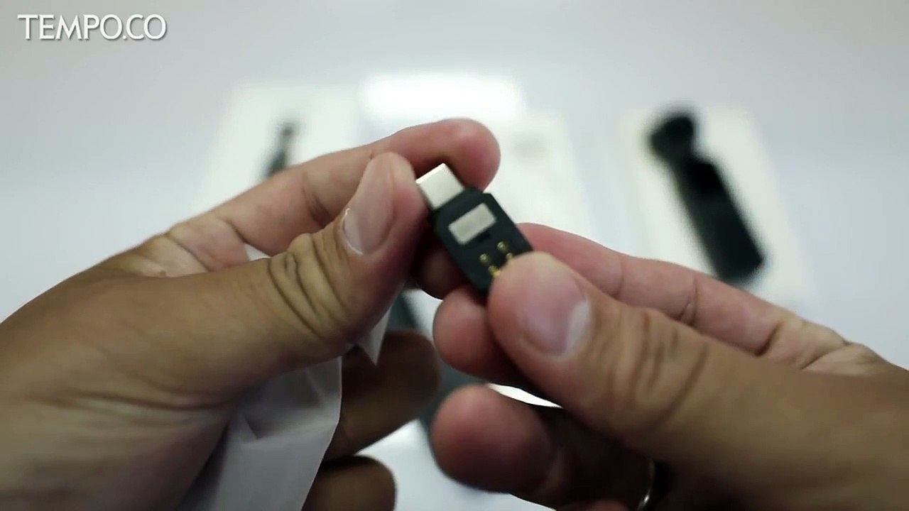 Unboxing DJI Osmo Pocket