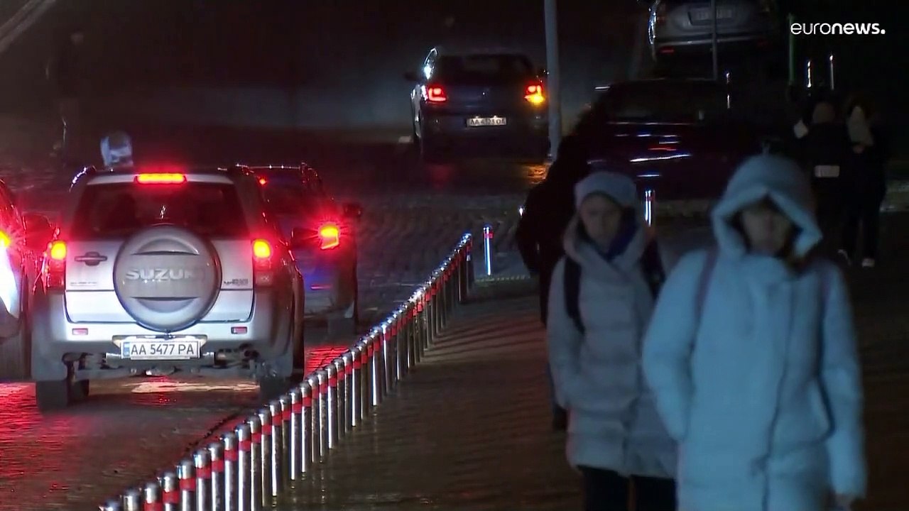 Guerre en Ukraine : la population affronte l'hiver sans électricité à cause des frappes russes