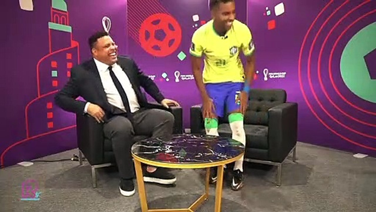 Rodrygo, Ronaldo'dan nasiplenmeye çalışıyor