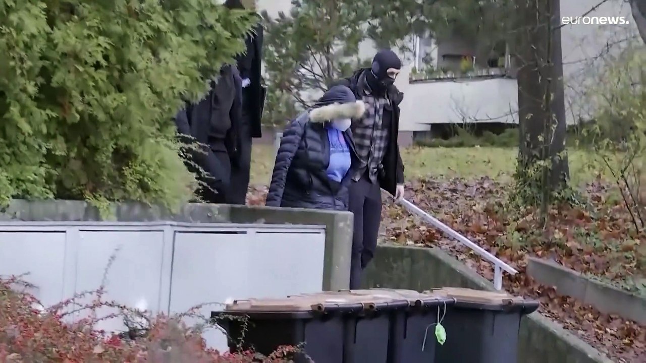 Германия: масштабная спецоперация против "рейхсбюргеров"