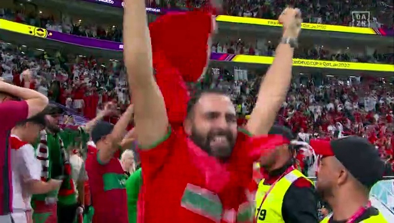 Maroko Ke Semi Final !  #Maroko tulis sejarah baru di #PialaDunia! Mengalahkan #Portugal, Singa Atlas melenggang ke Semi-Final!  #MatchdayGOAL #PialaDunia #FIFAWorldCup #Qatar2022