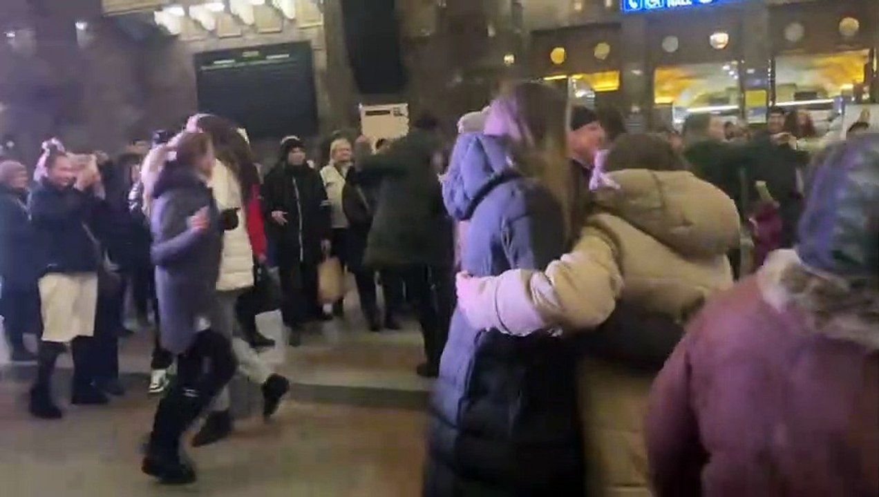 estação, kyiv, ucranianos, natal