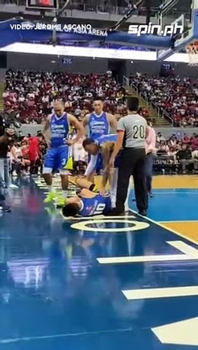 Sanggalang struggles after bad landing mid in the fourth frame 