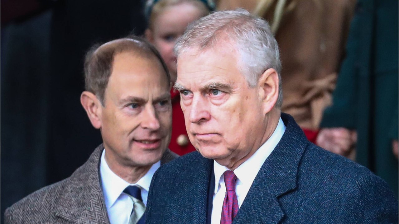 VOICI : Prince Andrew : ce surprenant conseil donné à une spectatrice lors de la messe à Sandringham