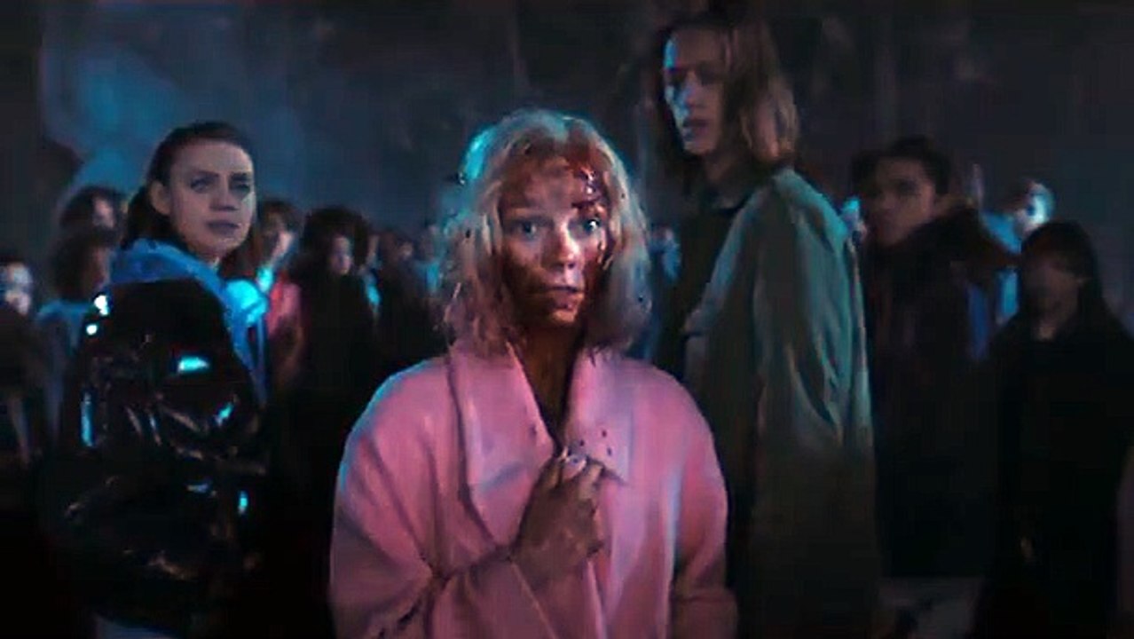 Wednesday Addams And Enid Sinclair Ending Hug Scene -  Wednesday Series