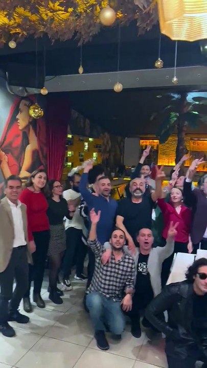 'Banka sermayesiyle devrimci marşı'