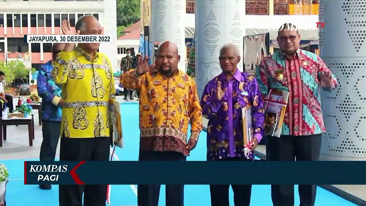 Tak Kunjung Ditangkap, Pukat UGM Yogyakarta Desak KPK Jemput Paksa Lukas Enembe!