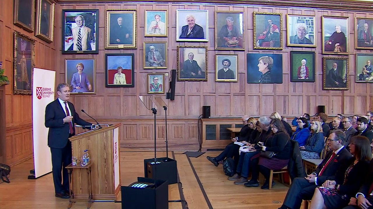 Starmer addresses Sunak directly on NI protocol