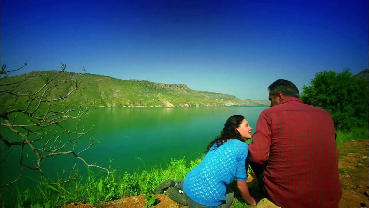 مسلسل ورد وشوك الحلقة 10