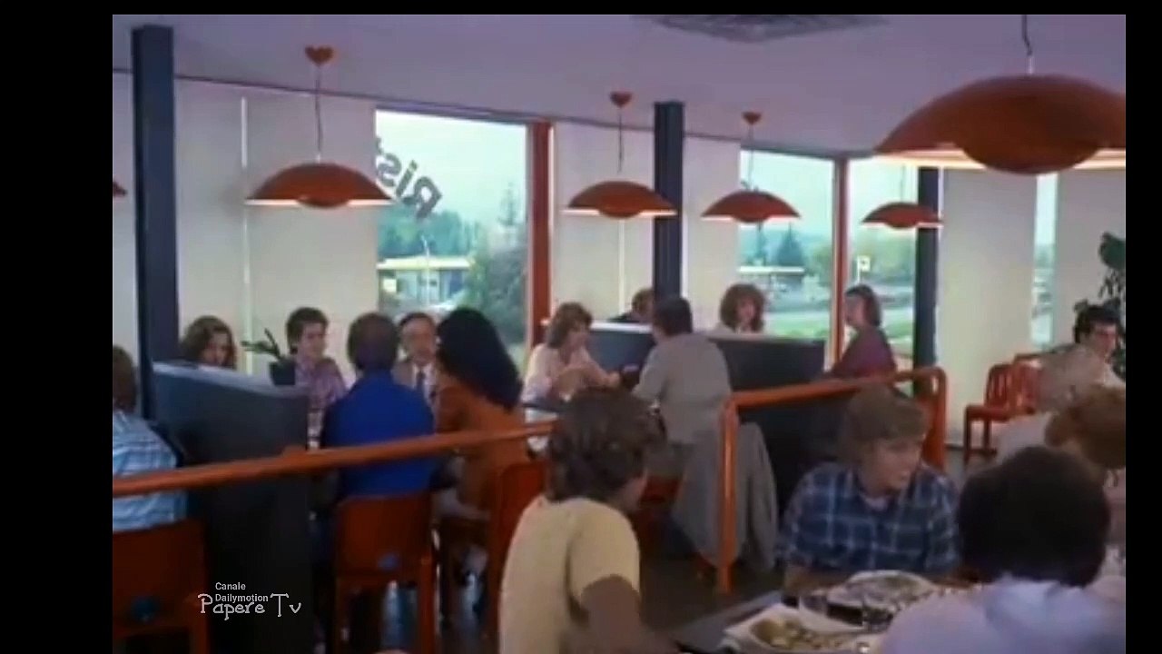 Bianco, rosso e Verdone - L'AUTOGRILL - Carlo Verdone e Sora Lella