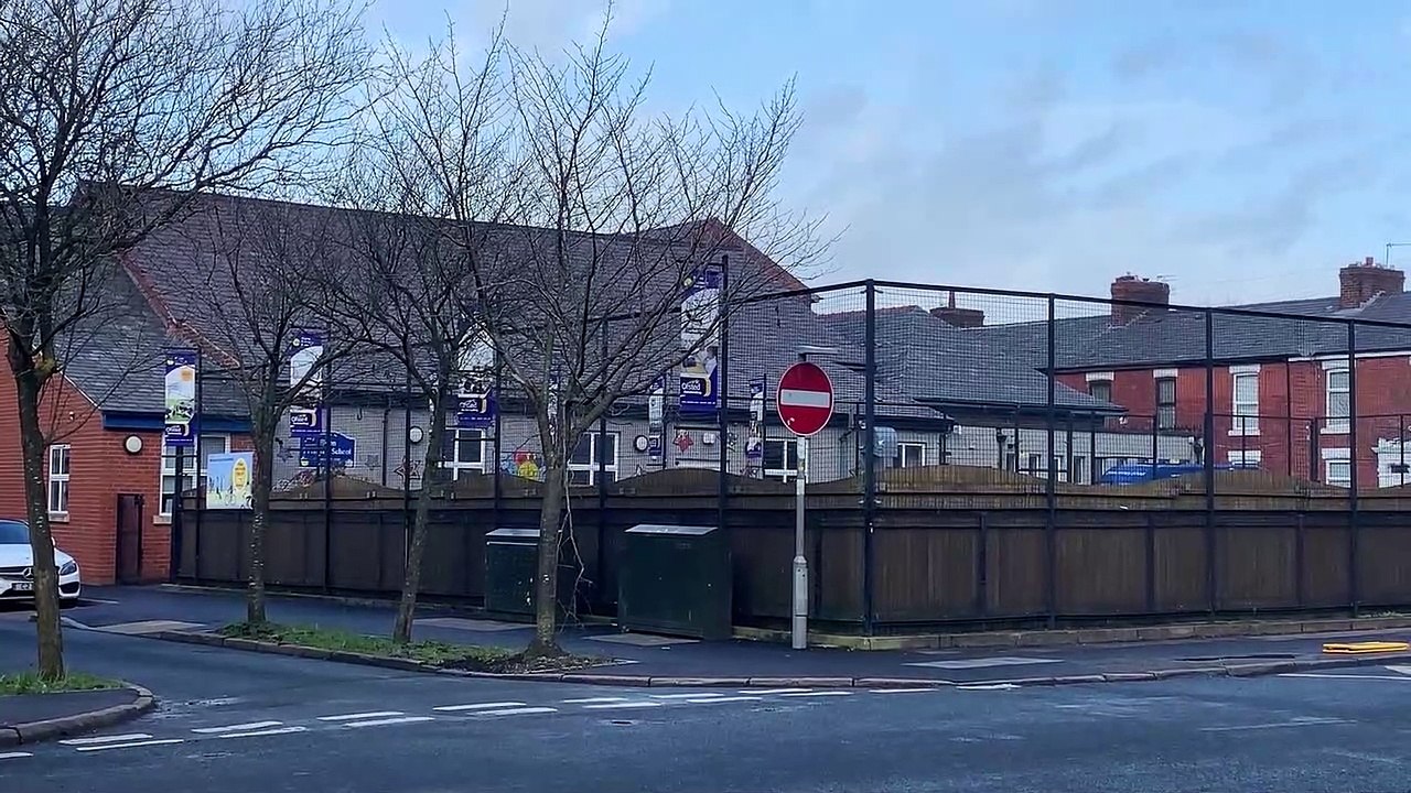 Eldon Primary School parents banned from grounds