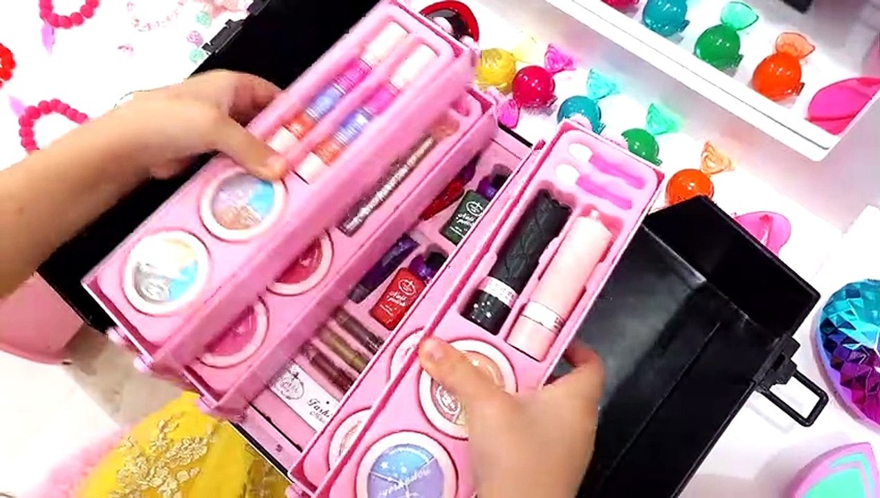 Diana and Roma are playing Magic Wheel Challenge