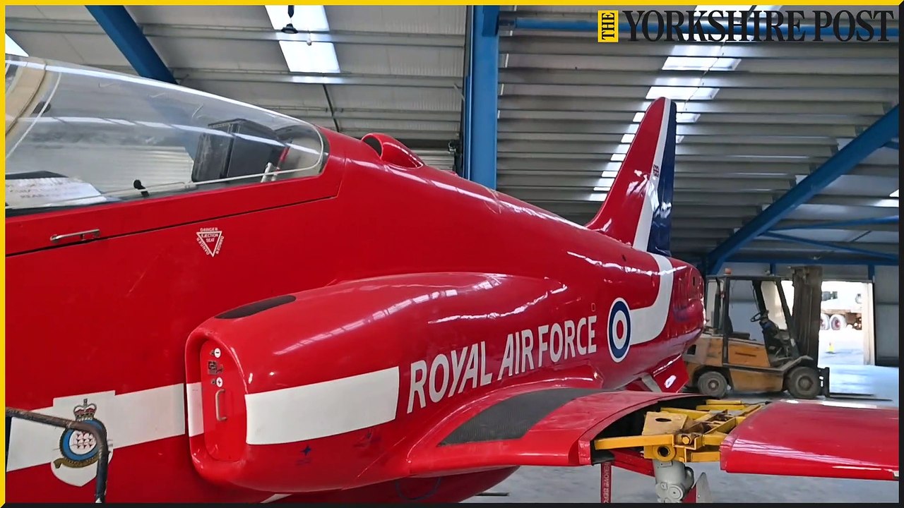 Retired Red Arrow display aircraft up for auction