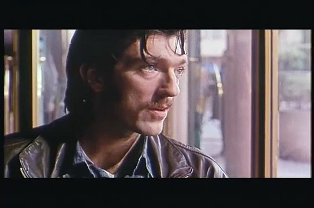 Read My Lips | movie | 2001 | Official Trailer