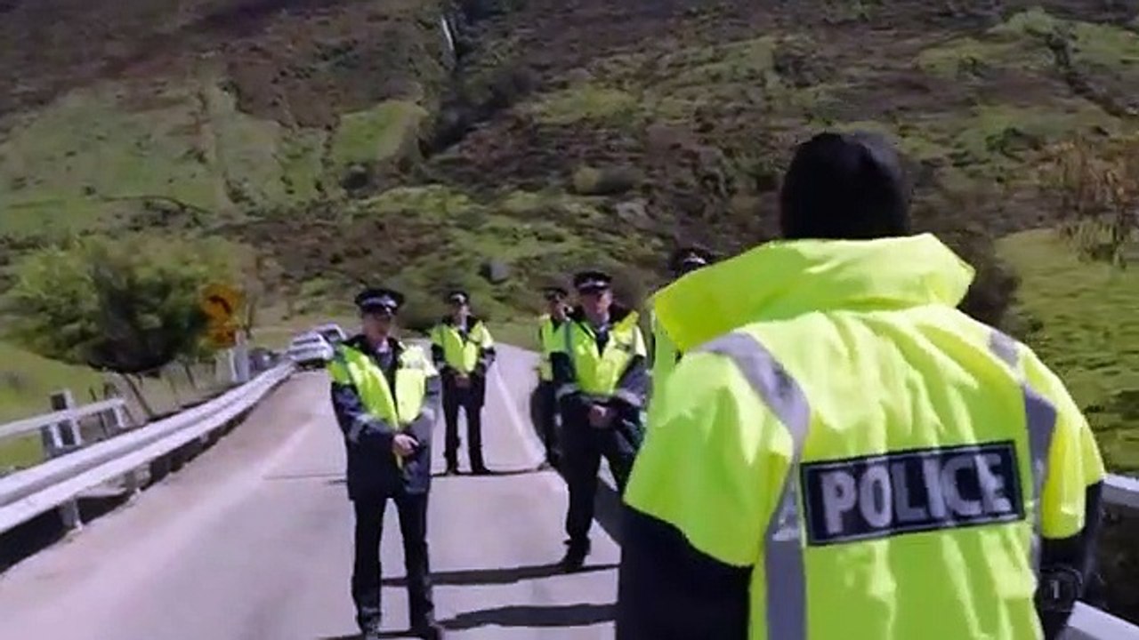 One Lane Bridge - Se1 - Ep01 HD Watch