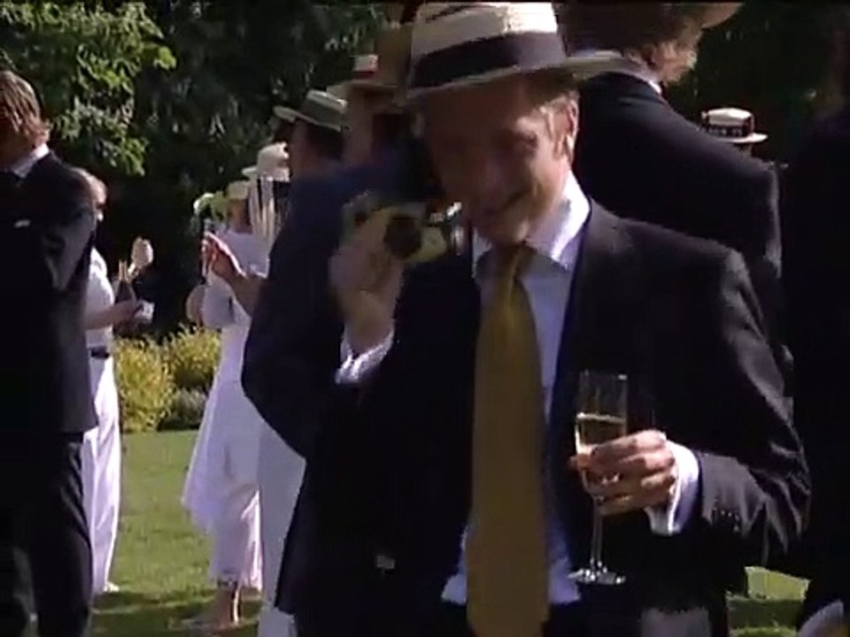 Den ljusnande framtid är vår | movie | 2004 | Official Clip