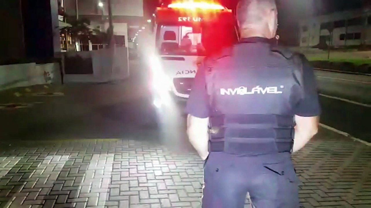 Indivíduos tentam arrombar farmácia para "pegar remédio" para amigo