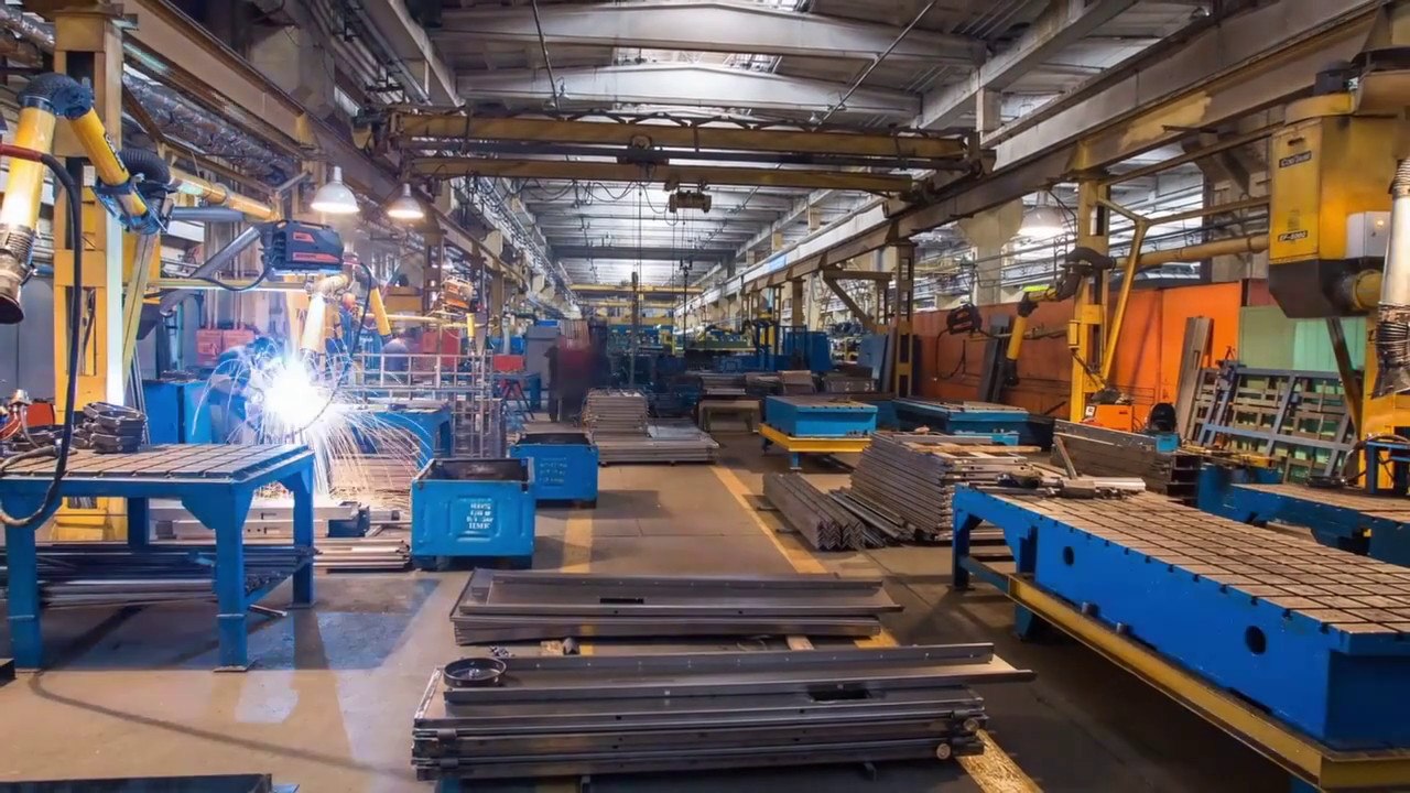 Produzione industriale in crescita a dicembre