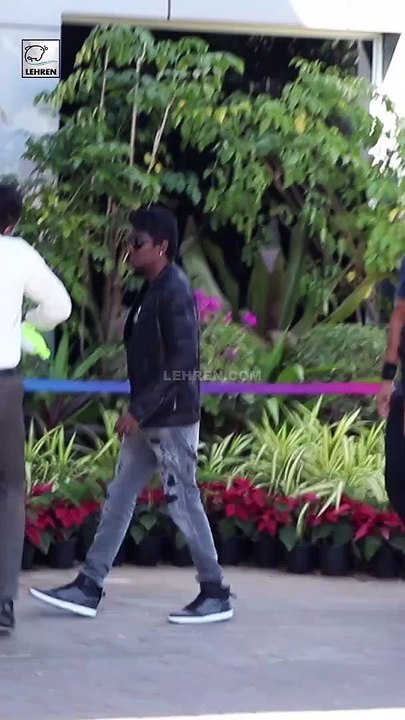 Shah Rukh Khan And Director Atlee Are On Their Way To The Jawan Set!#short