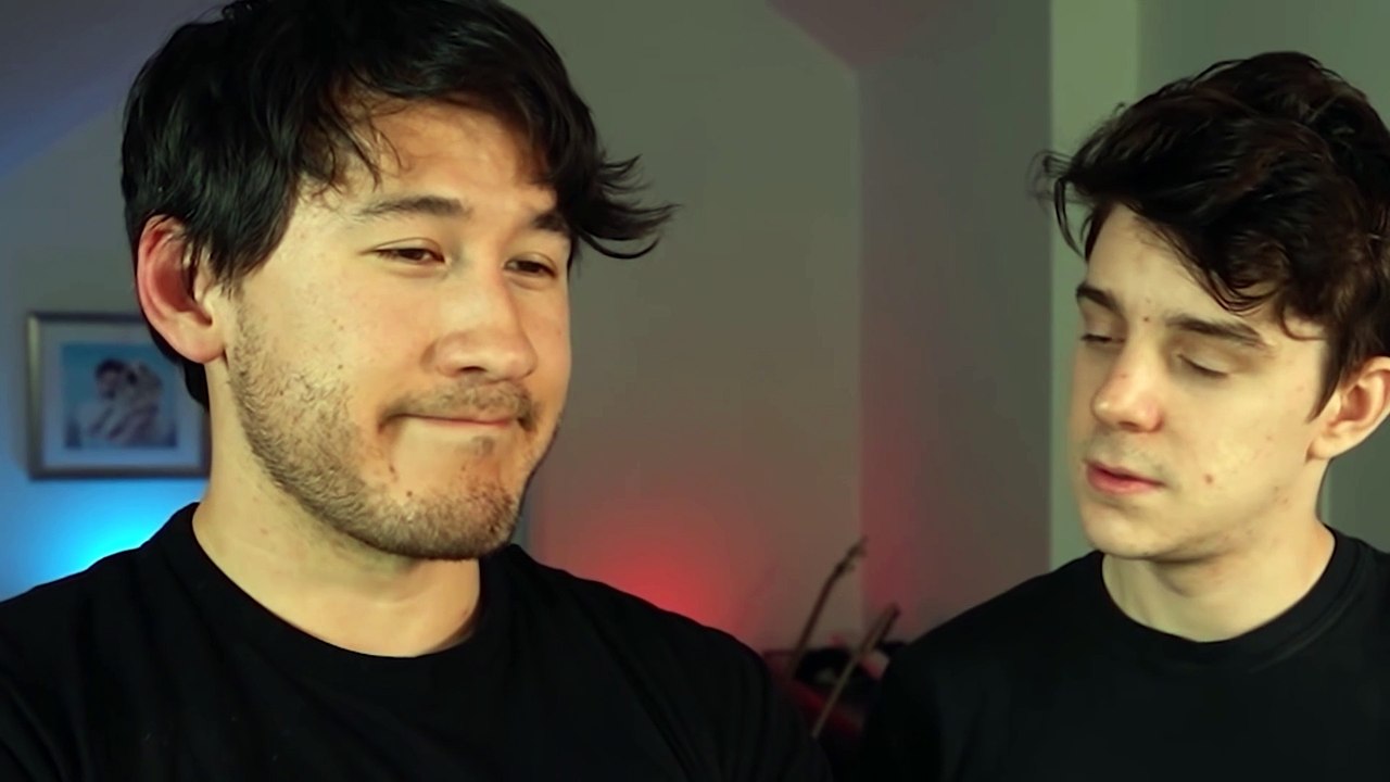 The Ultimate Trolley Problem (100)