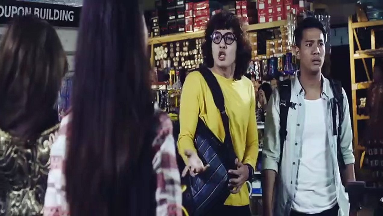 Kesurupan Jumat Kliwon (2015)