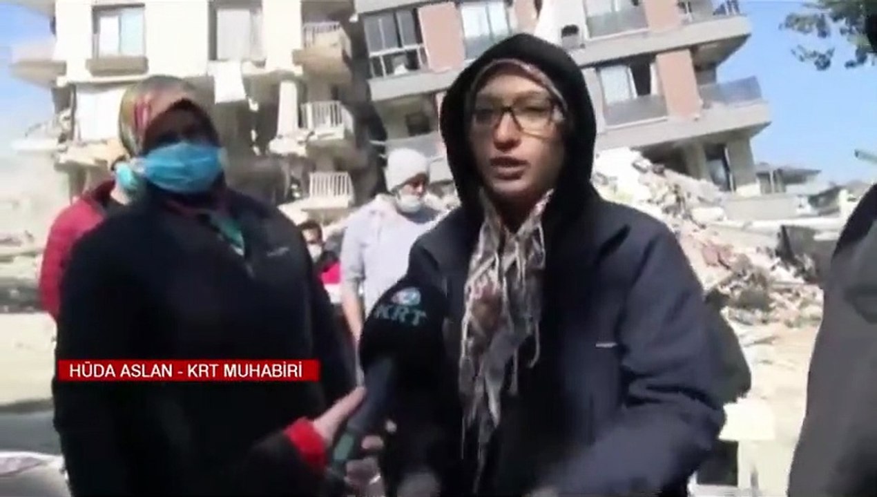 Enkazdan çıkan yurttaş isyan etti