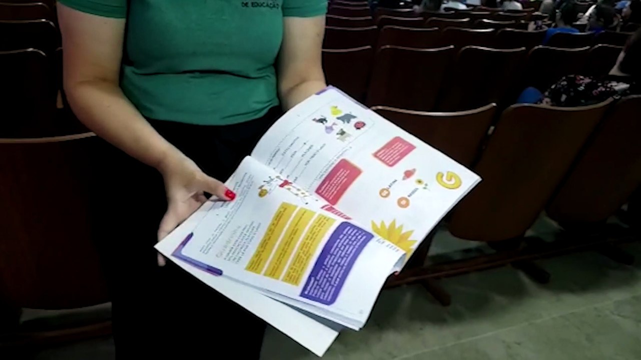 Prefeitura apresenta material didático-pedagógico a ser utilizado na rede pública municipal