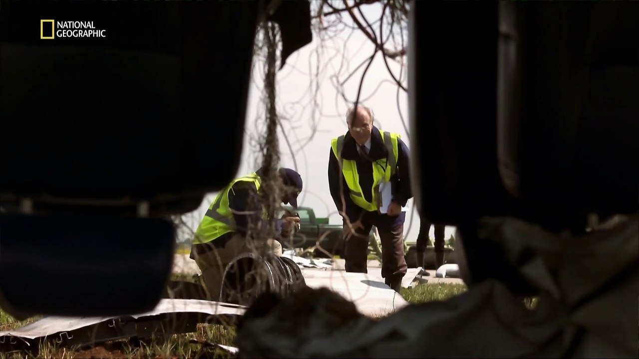 Air Crash Investigations - Poor Piloting