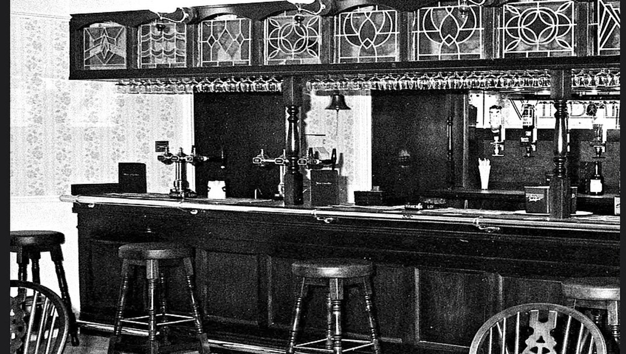 Windmills wine bar in the 1980s