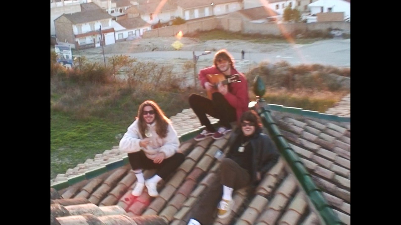 La Plazuela - La Vuelta 🎬 | Exciting Film by Adrián Cecilio & Delaschuches