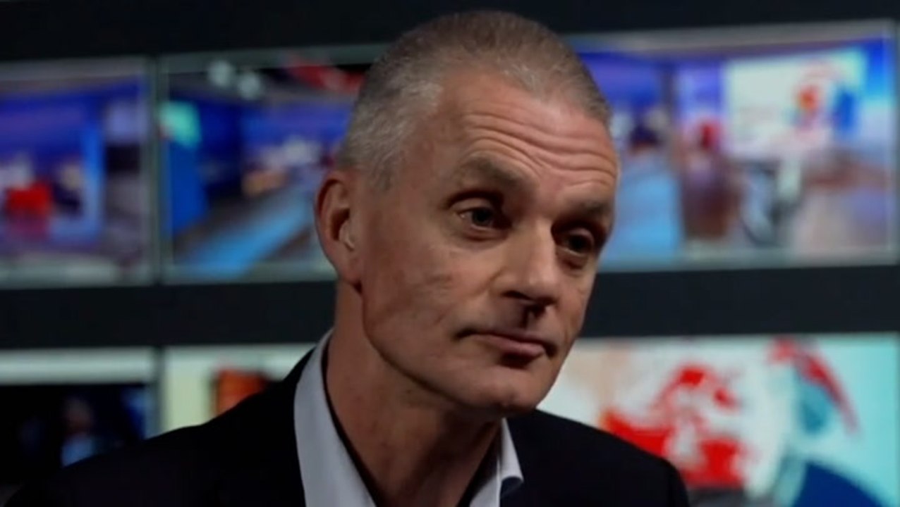 BBC boss says he will not resign over Gary Lineker row