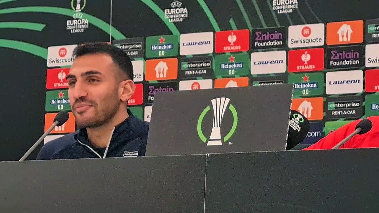 Conference League  Pavlidis  AZ