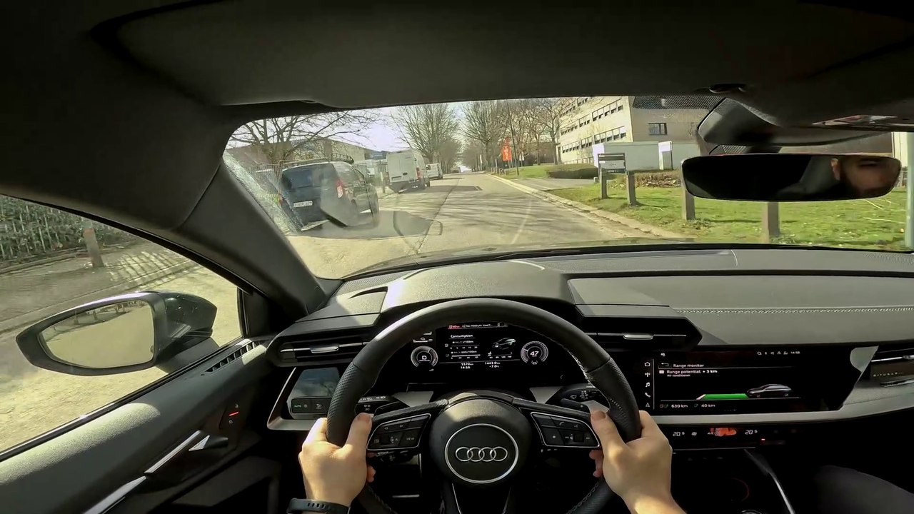 Essai POV Audi A3 45 TFSIe Competition PHEV, Noir Mythos