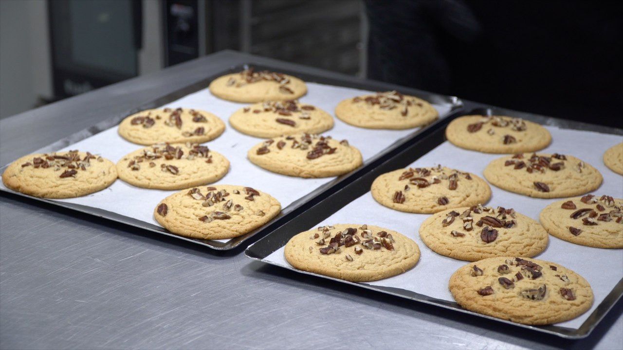 KMTV visits a Maidstone cookie company to find out the secret to their sweet treats