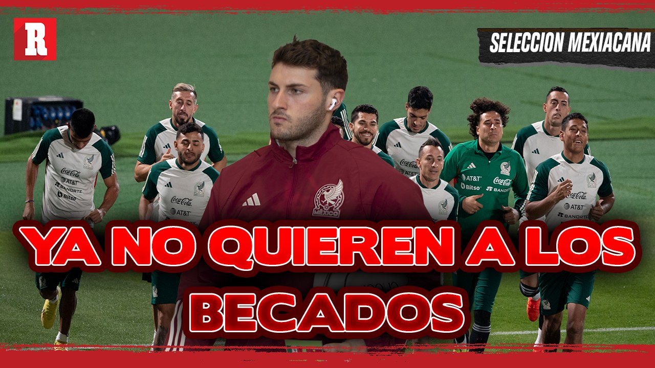 El Estadio Azteca ACLAMABA a  SANTI GIMÉNEZ