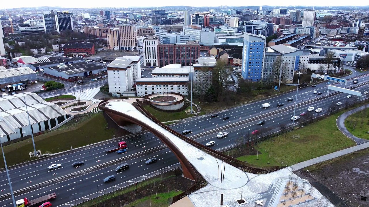 New Sighthill Bridge over the M8 in Glasgow open to public