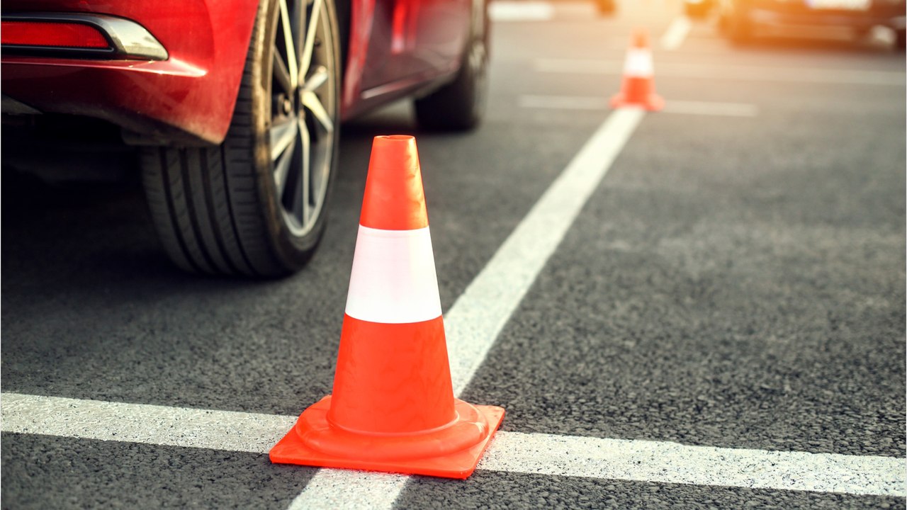 Un inspecteur et un gérant d’auto-école à la tête d’une vaste fraude au permis de conduire